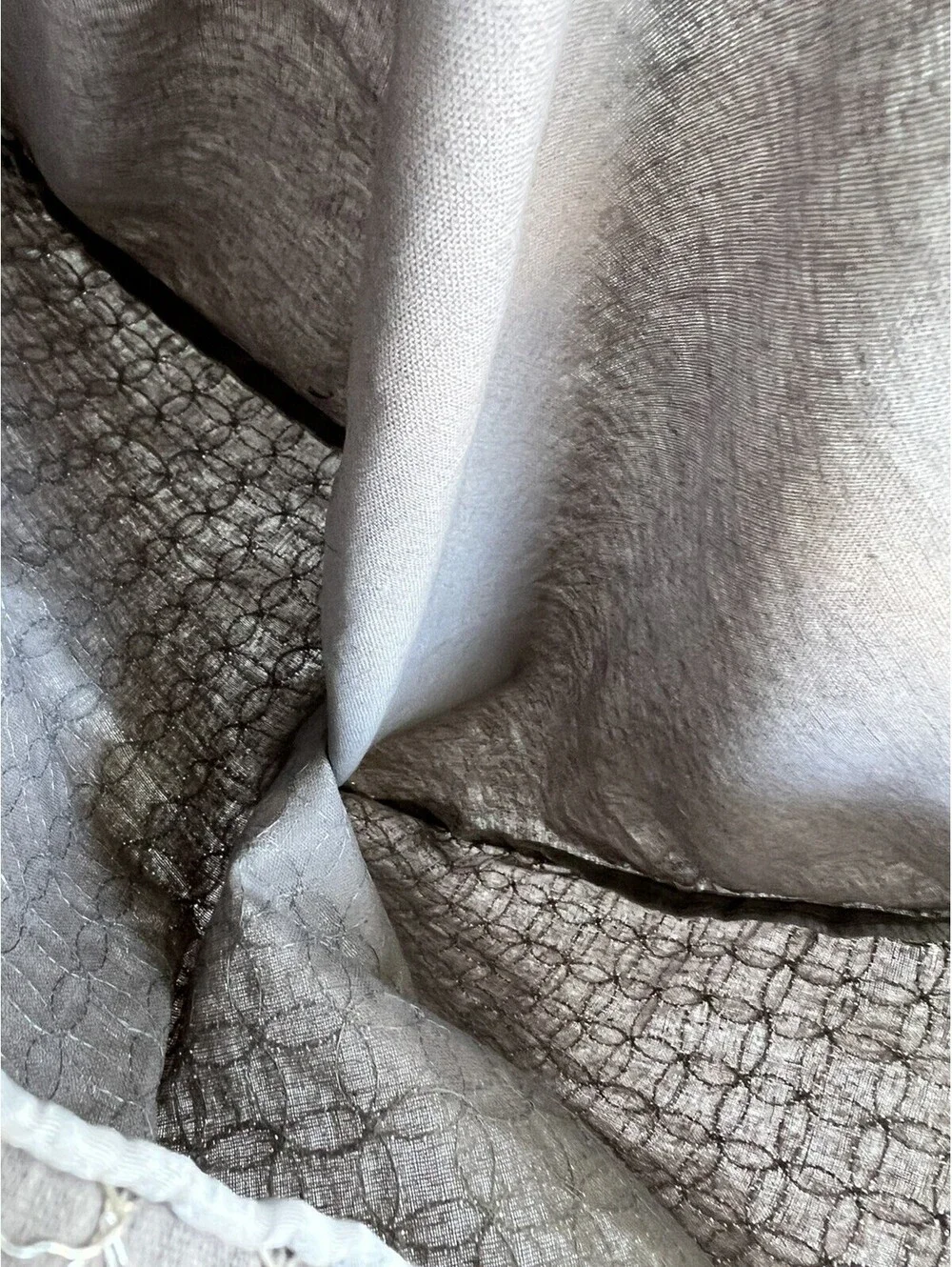 Calvin Klein Furniture Gray Silver Metallic Circle 14x20 Pillow Case